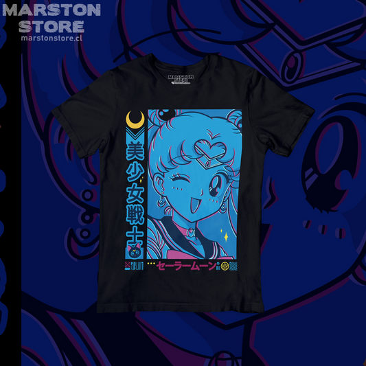 Polera negra de Sailor Moon con diseño anime
