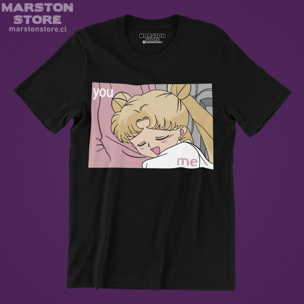 Polera negra de Sailor Moon con diseño anime