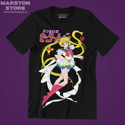 Polera negra de Sailor Moon con diseño anime