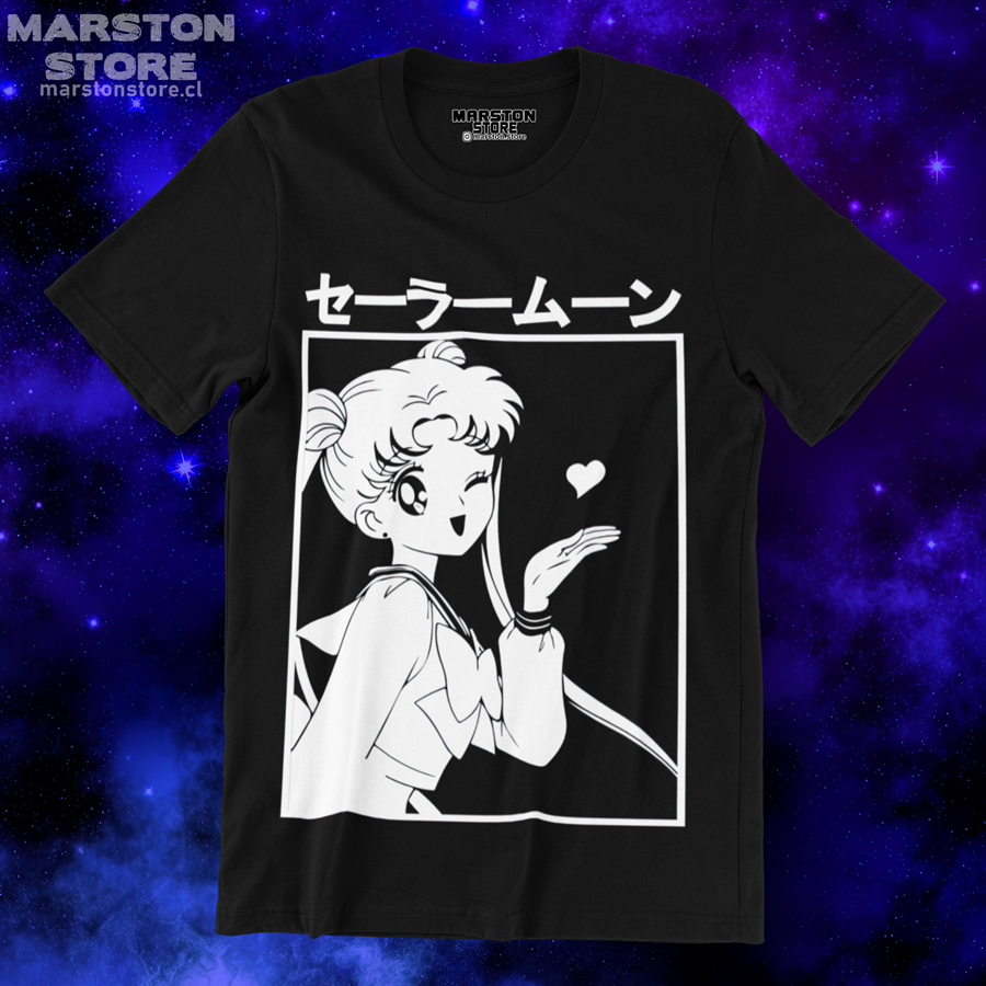 Polera negra de Sailor Moon con diseño anime