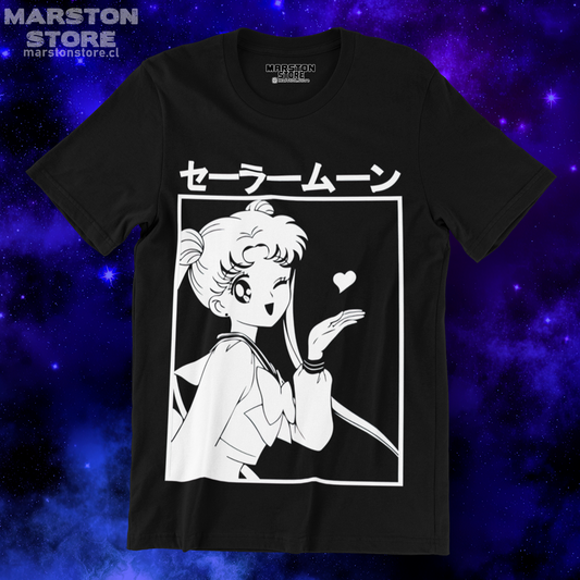Polera negra de Sailor Moon con diseño anime