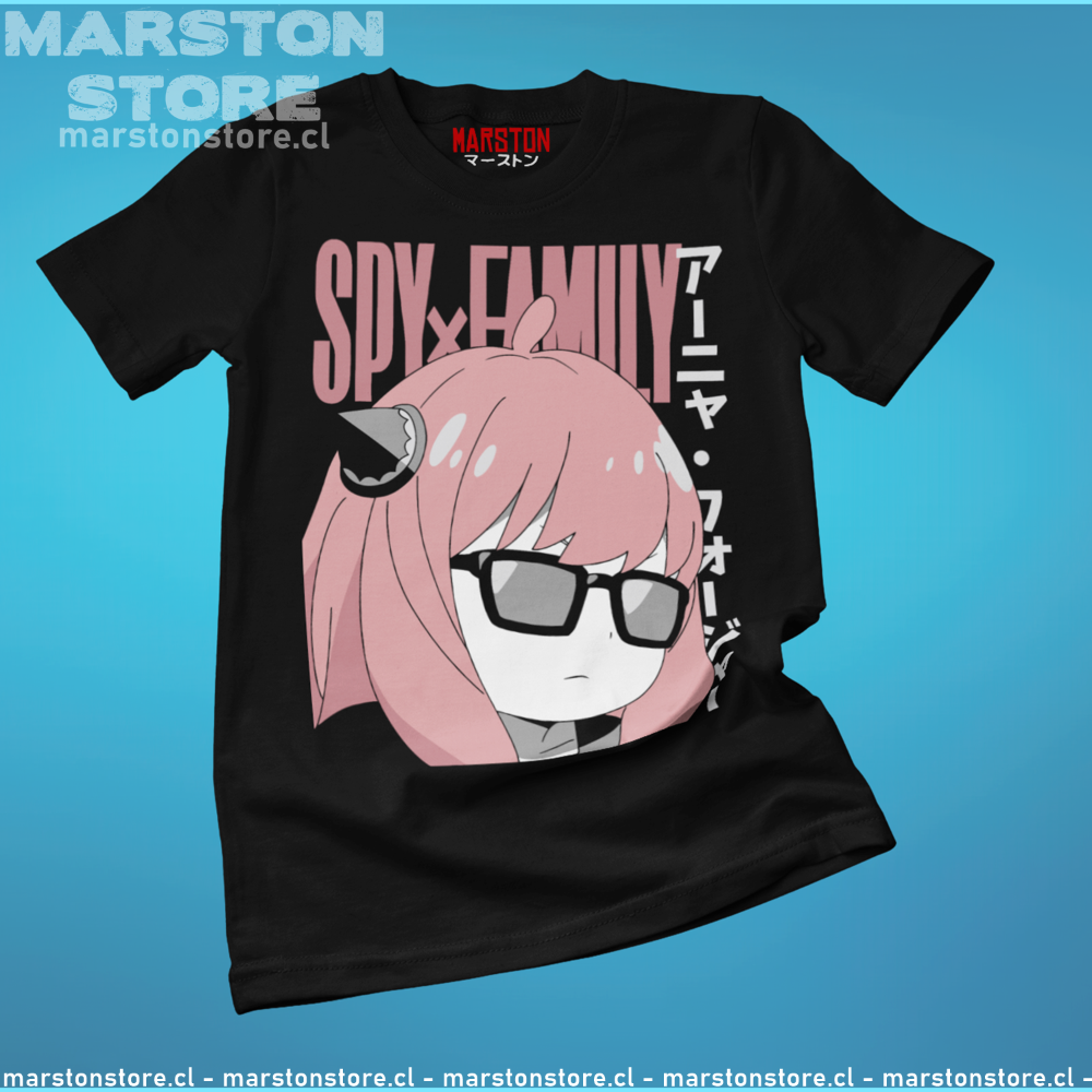 Polera negra de Spy x Family con Anya Forger