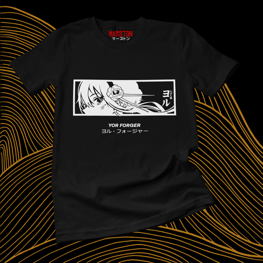 Polera negra de Spy x Family con Yor Forger