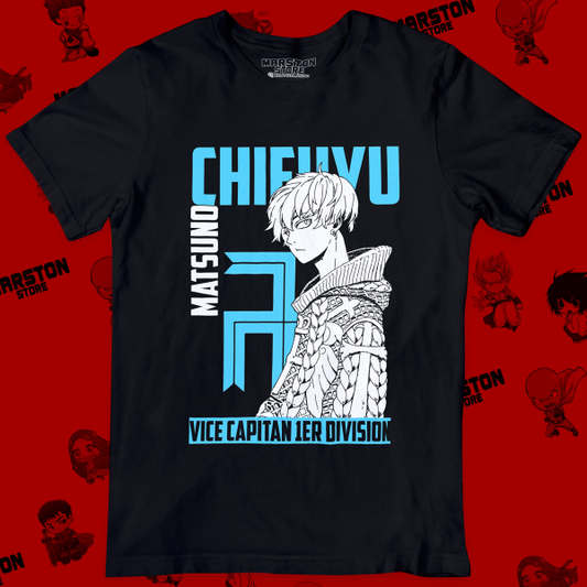 Polera negra de Tokyo Revengers con Chifuyu Matsuno