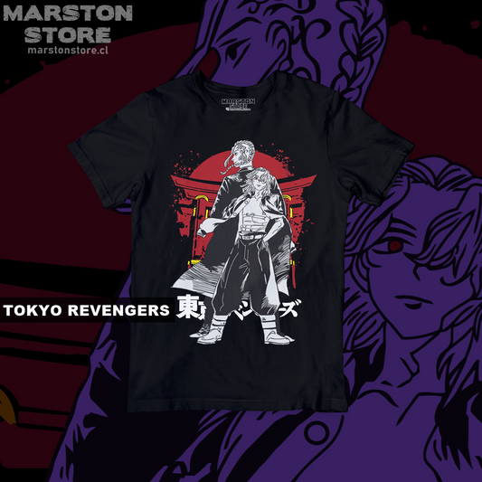Polera negra de Tokyo Revengers con diseño anime
