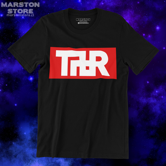 Polera negra de Tokyo Revengers con diseño anime
