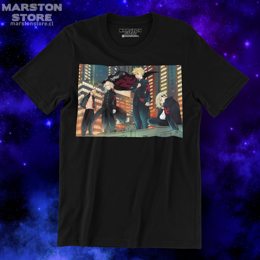 Polera negra de Tokyo Revengers con diseño anime