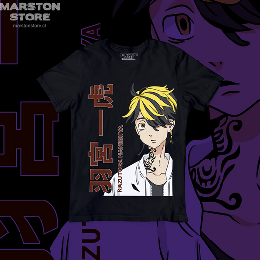 Polera negra de Tokyo Revengers con Kazutora Hanemiya
