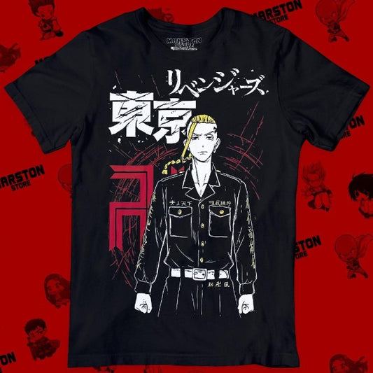 Polera negra de Tokyo Revengers con Ken Ryuguji (Draken)