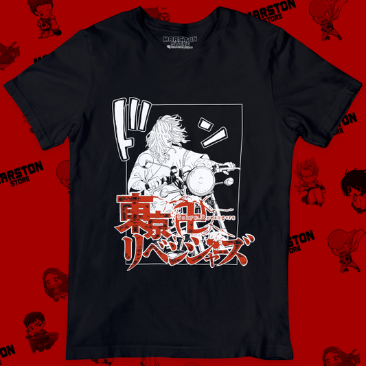 Polera negra de Tokyo Revengers con Manjiro Sano (Mikey)