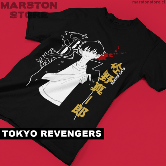 Polera negra de Tokyo Revengers con Shinichiro Sano
