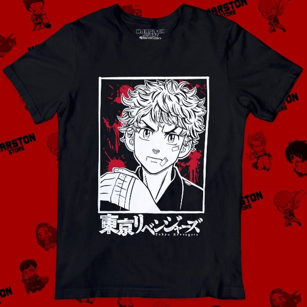 Polera negra de Tokyo Revengers con Takemichi Hanagaki