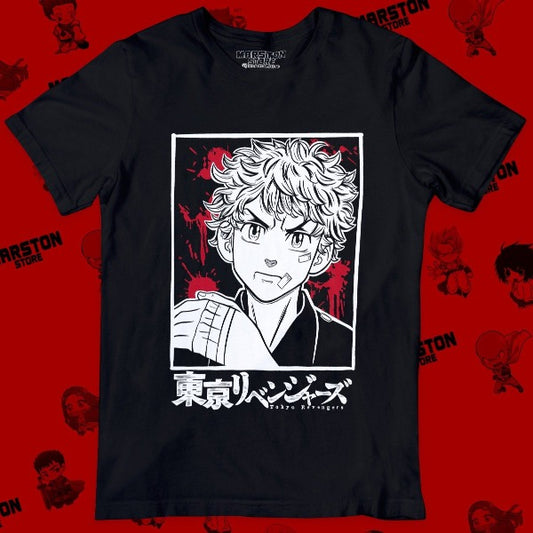 Polera negra de Tokyo Revengers con Takemichi Hanagaki