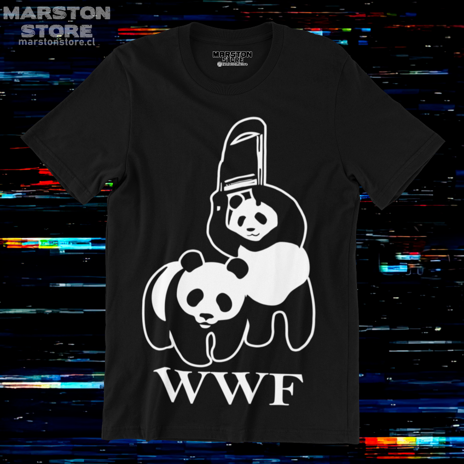 Polera negra de WWF