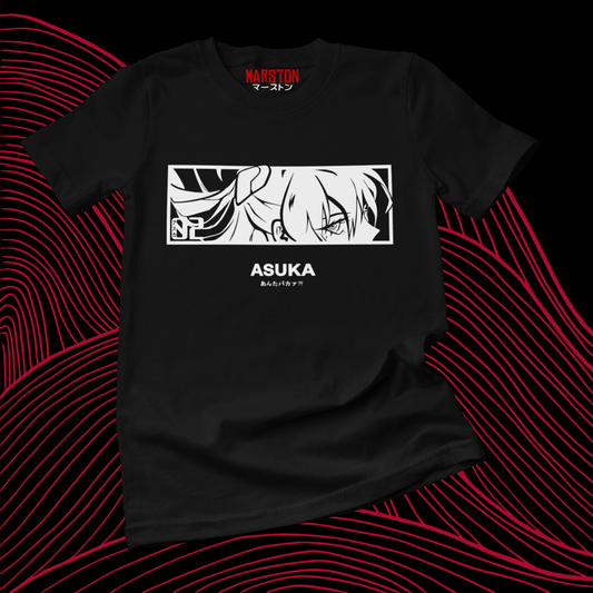 Polera negra Neon Genesis Evangelion con diseño de Asuka Langley Soryu