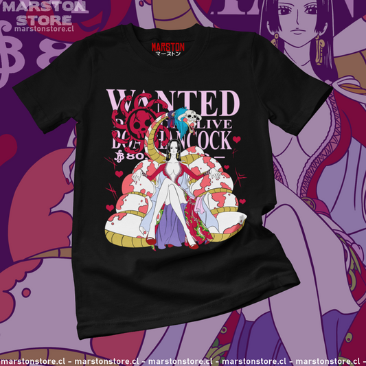 Polera negra One Piece con diseño de Boa Hancock