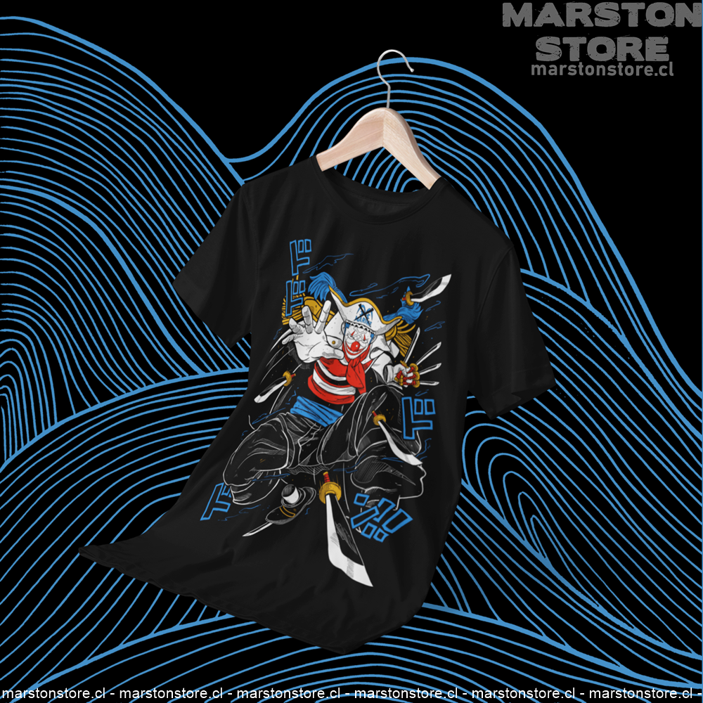 Polera negra One Piece con diseño de Buggy