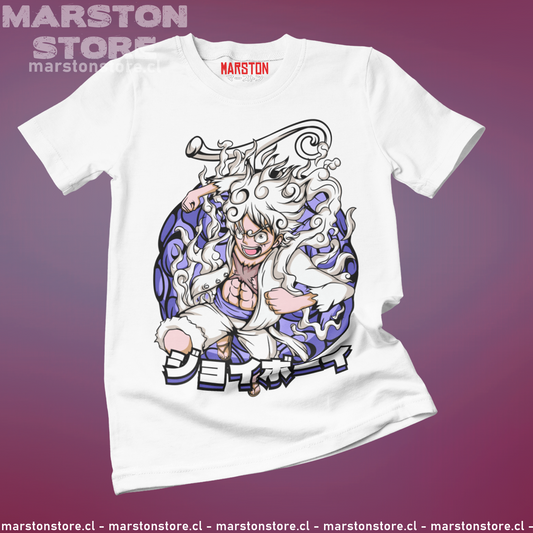 Polera blanca One Piece con Monkey D. Luffy en Gear 5
