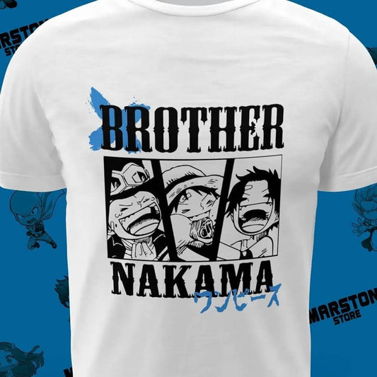 Polera blanca One Piece con Monkey D. Luffy, Portgas D. Ace y Sabo