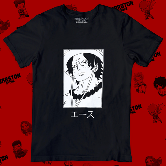Polera negra One Piece con diseño de Portgas D. Ace
