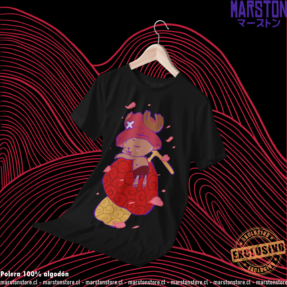 Polera negra One Piece con diseño de Tony Tony Chopper