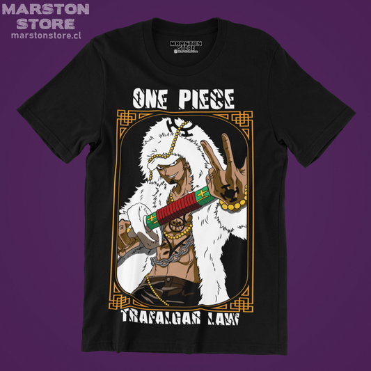 Polera negra One Piece con diseño de Trafalgar D. Water Law