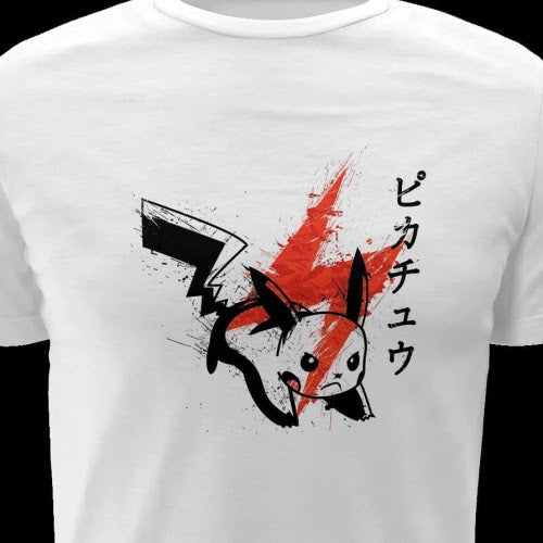 Polera blanca de Pokémon con diseño de Pikachu