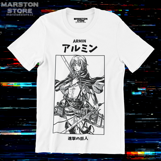 Polera blanca Shingeki no Kyojin con diseño de Armin Arlert