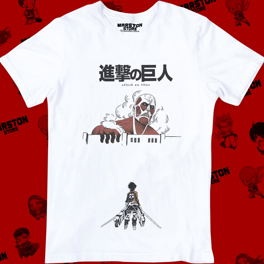 Polera blanca con diseño de Shingeki no Kyojin
