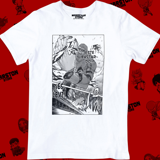 Polera blanca con diseño de Shingeki no Kyojin