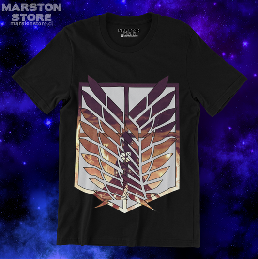 Polera negra Shingeki no Kyojin con diseño de Eren Jaeger