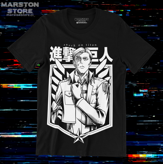 Polera negra Shingeki no Kyojin con diseño de Erwin Smith