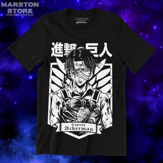 Polera negra Shingeki no Kyojin con diseño de Levi Ackerman