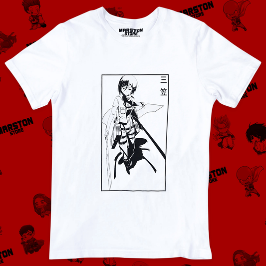 Polera blanca Shingeki no Kyojin con diseño de Mikasa Ackerman