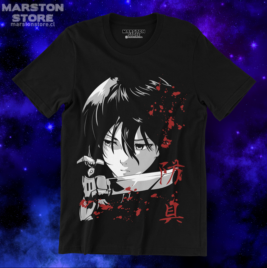 Polera negra Shingeki no Kyojin con diseño de Mikasa Ackerman