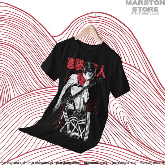 Polera negra Shingeki no Kyojin con diseño de Mikasa Ackerman