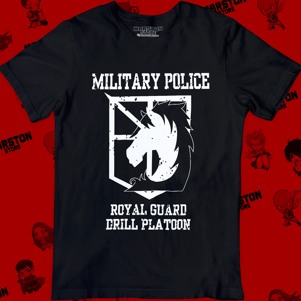 Polera negra Shingeki no Kyojin con diseño de la Policía Militar