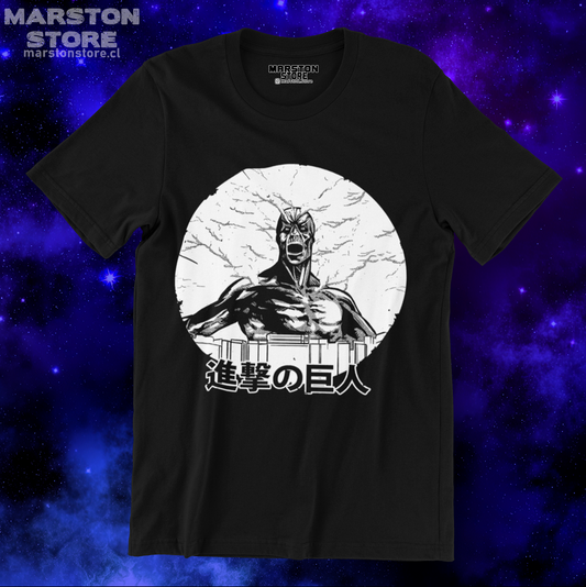 Polera negra Shingeki no Kyojin con diseño del Titán Colosal