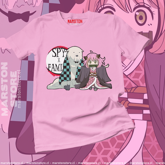 Polera rosada crossover Spy x Family y Kimetsu no Yaiba Demon Slayer con Anya y Bond