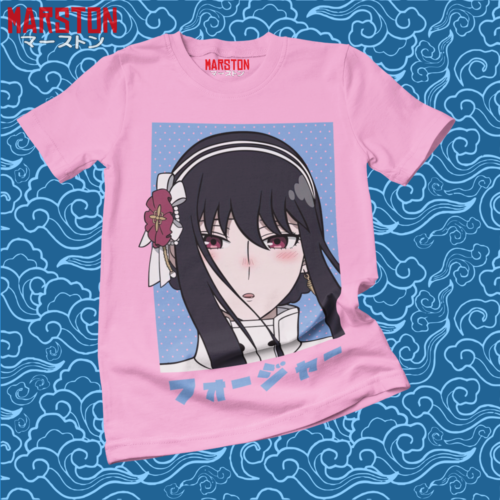 Polera de Spy x Family con Yor Forger